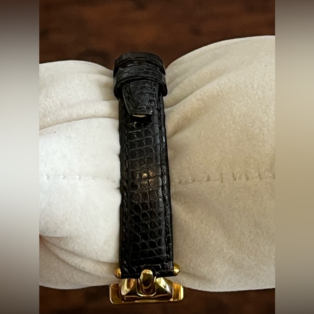 GUCCI 1800L interchangeable straps (just with back straps) - Picture 8 of 12